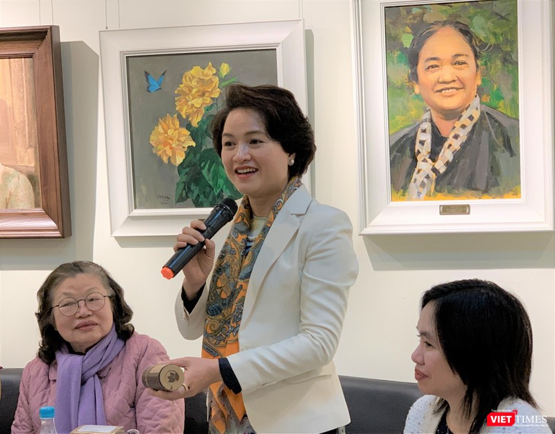 Ths. Nguyễn Thị Hương Liên - Phó Chủ tịch, Phó Tổng Giám đốc Sao Thái Dương và Phó Chủ tịch Hiệp hội doanh nghiệp KH&CN Việt Nam Ths. Nguyễn Thị Hương Liên - Phó Chủ tịch, Phó Tổng Giám đốc Sao Thái Dương và Phó Chủ tịch Hiệp hội doanh nghiệp KH&CN Việt Nam