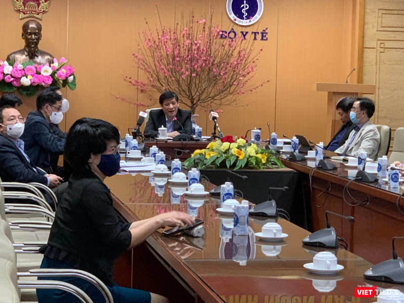 Bộ Y tế họp với các địa phương có dịch