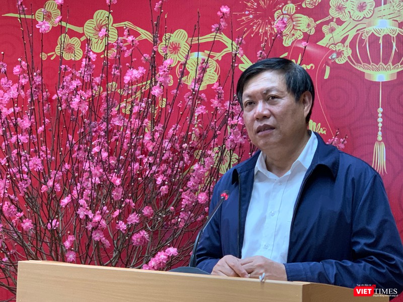 Thứ trưởng Bộ Y tế Đỗ Xuân Tuyên