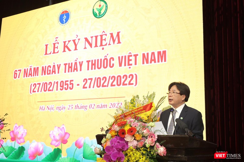 Anh hùng Lao động, GS.TS. Trần Bình Giang – Giám đốc BV Việt Đức : BV Việt Đức hiện là Trung tâm ghép tạng lớn nhất nước Anh hùng Lao động, GS.TS. Trần Bình Giang – Giám đốc BV Việt Đức : BV Việt Đức hiện là Trung tâm ghép tạng lớn nhất nước