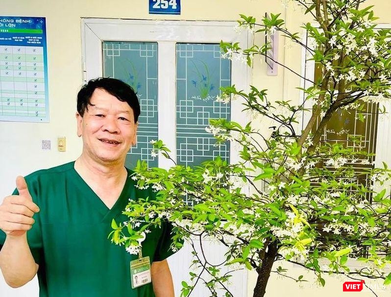 TS. Nguyễn Doãn Phương – nguyên Viện trưởng Viện Sức khoẻ tâm thần quốc gia, Bệnh viện Bạch Mai: