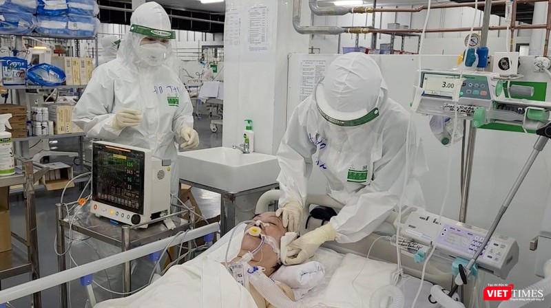 Chăm sóc bệnh nhân mắc COVID-19 nặng Chăm sóc bệnh nhân mắc COVID-19 nặng