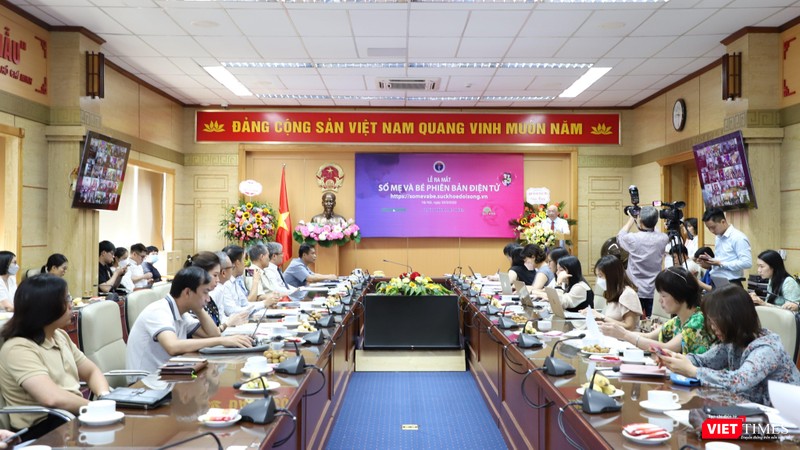 Lễ ra mắt Sổ Mẹ và bé phiên bản điện tử