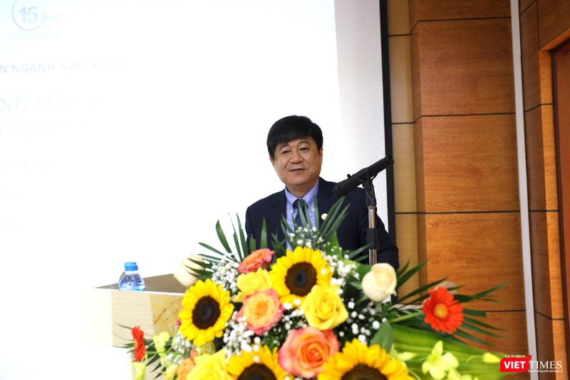 Bác sĩ Đinh Anh Tuấn - Vụ trưởng Vụ Sức khỏe Bà mẹ - Trẻ em (Bộ Y tế) - cho rằng phải xây dựng một chương trình đào tạo chuyên biệt, bài bản cho bậc đại học và sau đại học về lĩnh vực nam học Bác sĩ Đinh Anh Tuấn - Vụ trưởng Vụ Sức khỏe Bà mẹ - Trẻ em (Bộ Y tế) - cho rằng phải xây dựng một chương trình đào tạo chuyên biệt, bài bản cho bậc đại học và sau đại học về lĩnh vực nam học