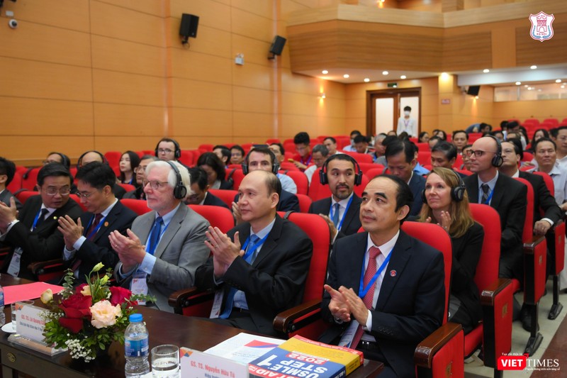 Hội nghị cũng là cơ hội để các trường chia sẻ các tiến bộ trong đào tạo, thống nhất về đổi mới chương trình đào tạo trong lĩnh vực khoa học sức khỏe