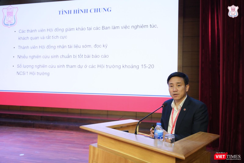 GS.TS. Đoàn Quốc Hưng - Phó Hiệu trưởng Trường Đại học Y Hà Nội - tổng kết Hội nghị
