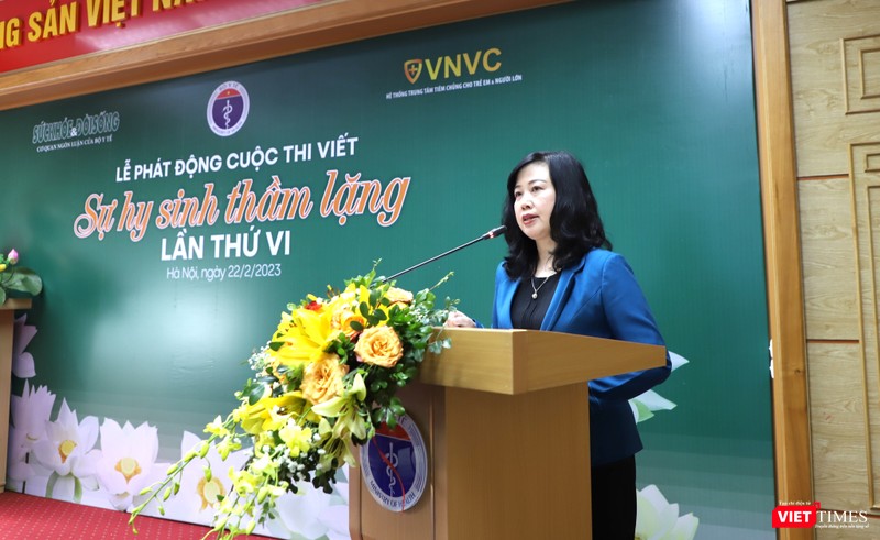 Bộ trưởng Bộ Y tế khẳng định: Tôn vinh các thầy thuốc là vô cùng cần thiết