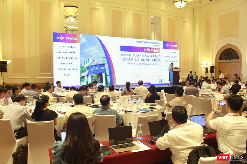 VT_ Nhi Ha khai mac Hoi thao.jpg