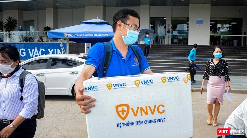 vt-da-nang-tiep-nhan-lo-vaccine-dau-tien-321.jpeg