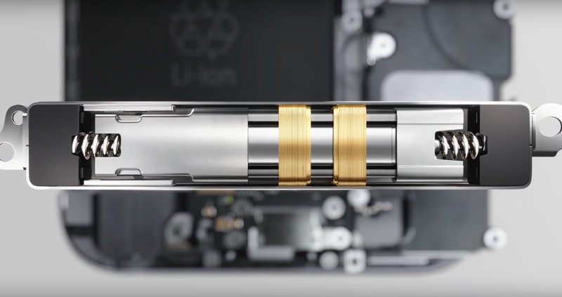 Chỉ duy nhất Apple quan tâm chức năng rung, các hãng Android khác thì không