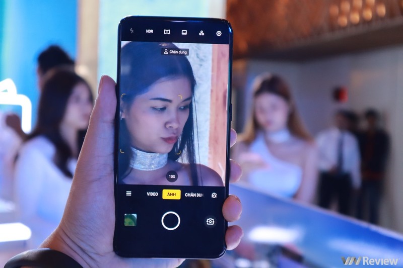 Mặc định Oppo Reno có thể zoom lai 10X Mặc định Oppo Reno có thể zoom lai 10X