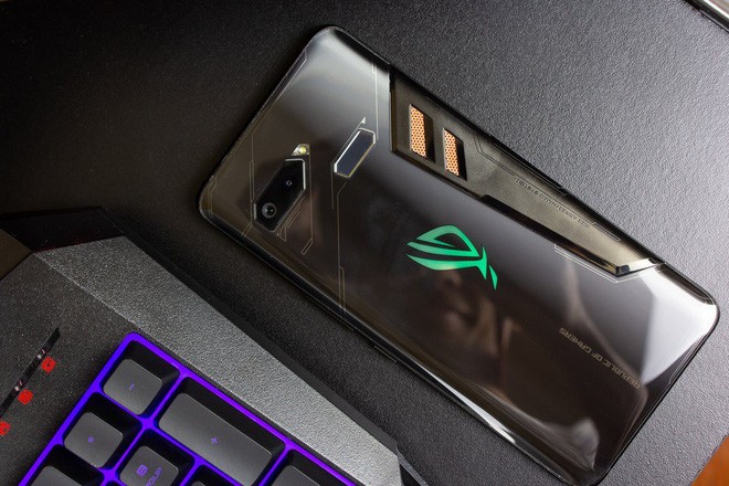 Asus ROG Phone II sẽ sử dụng Snapdragon 855 Plus?