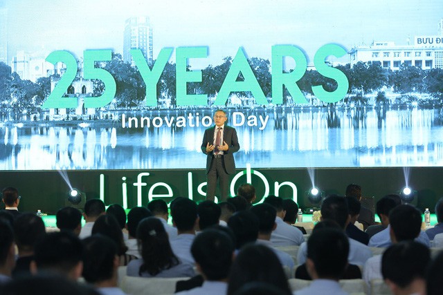 Ông Tommy Leong - Tổng giám đốc Schneider Electric Đông Á và Nhật Bản tại sự kiện kỷ niệm 25 năm của Schneider Electric Việt Nam