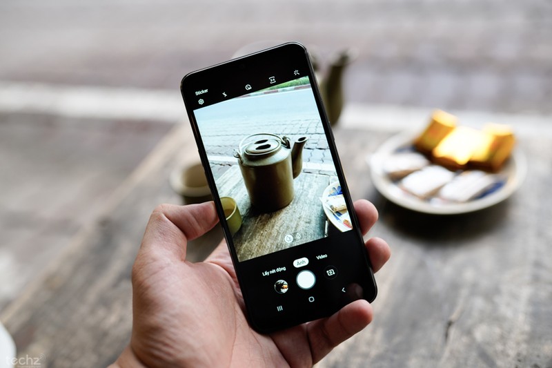 Galaxy A10s cũng là một lựa chọn vừa tầm cho người mới sử dụng smartphone