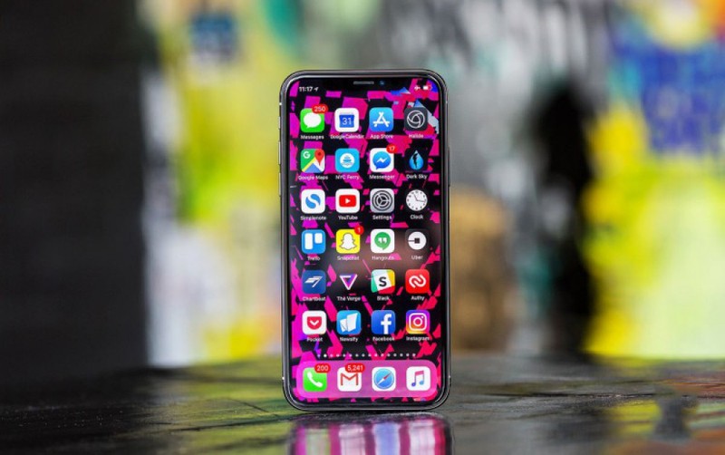 Lộ bản thiết kế iPhone 2020 không 'tai thỏ' màn hình cực đẹp