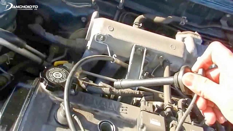 Lọc xăng bị nghẽn khiến khó khăn khi leo dốc