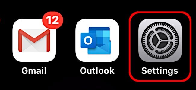 Mở ứng dụng Settings trên iPhone. Mở ứng dụng Settings trên iPhone.