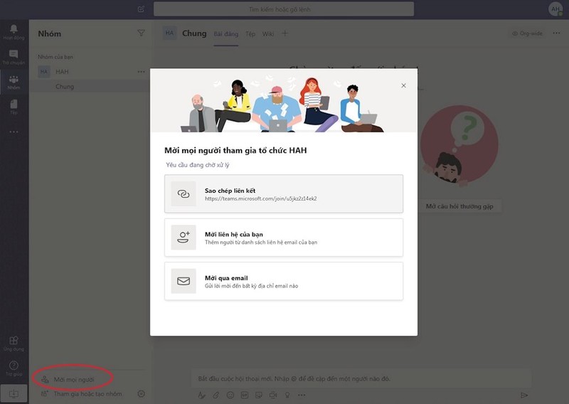 Với ứng dụng Teams, chức năng quan trọng đầu tiên là mời mọi người tham gia nhóm. Khi bấm vào 