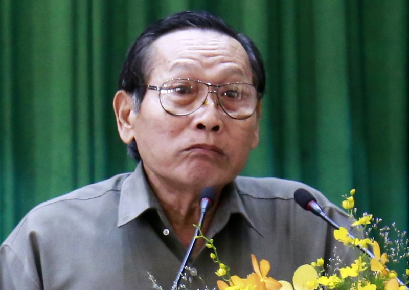 Cử tri Nguyễn Lâm Sanh nói về pháp lý liên quan kháng nghị của VKSND Tối cao. Ảnh: Hữu Công. 