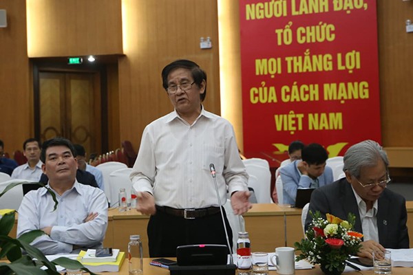 Nguyên Thứ trưởng Nội vụ Văn Tất Thu