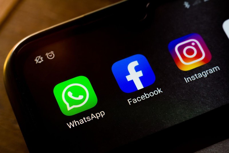 Facebook có thể sẽ phải bán Instagram và WhatsApp. Ảnh: Getty Images.
