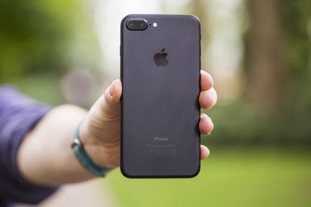 7 Plus từng được xem là chiếc "iPhone quốc dân" tại Việt Nam nhờ doanh số bán ra của nó.