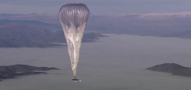 Một quả khí cầu thuộc dự án Loon của Google, dùng để phủ sóng Internet trên toàn cầu