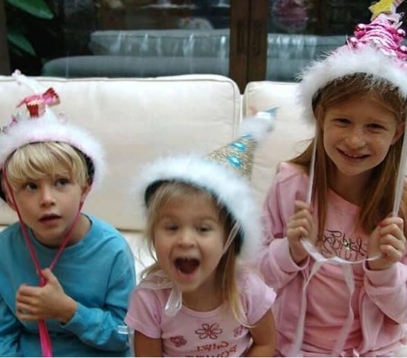 Hình ảnh ngày bé của 3 đứa con nhà Bill Gates Hình ảnh ngày bé của 3 đứa con nhà Bill Gates