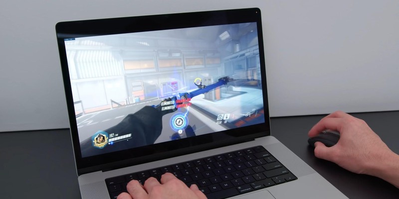 Chip Apple M1 Max gây thất vọng về khả năng chơi game. Ảnh: Dave2D. Chip Apple M1 Max gây thất vọng về khả năng chơi game. Ảnh: Dave2D.