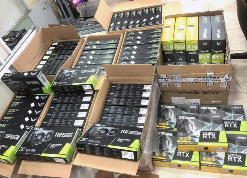 Nhiều mẫu card đồ họa đồng loạt giảm giá khoảng 30-50% so với giai đoạn trước Tết. Nhiều mẫu card đồ họa đồng loạt giảm giá khoảng 30-50% so với giai đoạn trước Tết.