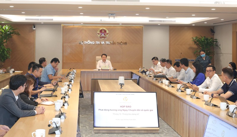 Bộ Thông tin và Truyền thông phát động Chương trình “Tháng 10 - Tháng tiêu dùng số” hưởng ứng Ngày Chuyển đổi số quốc gia 10/10