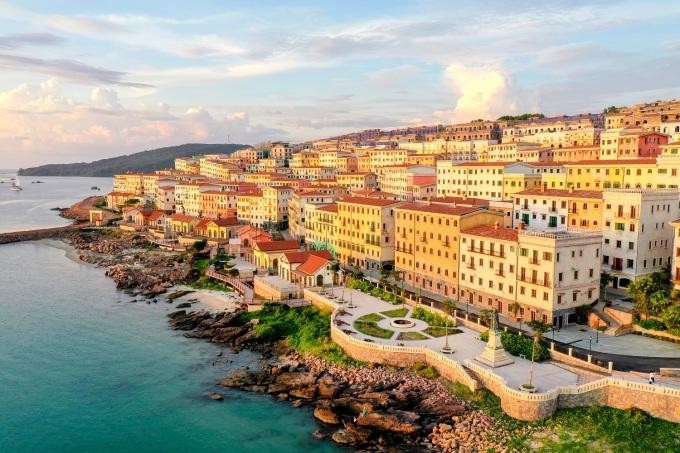 Tổ hợp "Thị trấn Địa Trung Hải" do Sun Group kiến tạo tại Phú Quốc. Ảnh: Sun Group