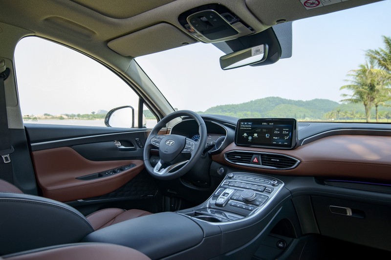 Hyundai Santa Fe Hybrid - 11.jpeg