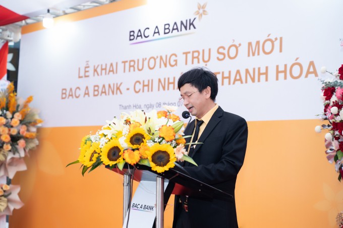 Ông Nguyễn Ái Dân, Phó tổng giám đốc Bac A Bank phát biểu tại lễ khai trương. Ảnh: Bac A Bank