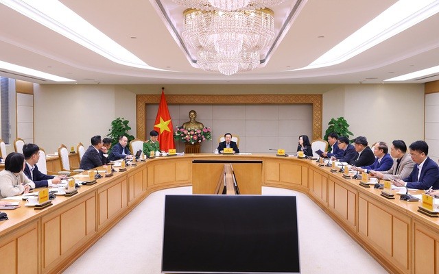 Phó Thủ tướng lưu ý, các bộ, ngành, địa phương tiếp tục tổ chức thực hiện nghiêm các nhiệm vụ, giải pháp quản lý, bảo đảm an toàn thực phẩm theo đúng quy định, nhất là trong dịp Tết Dương lịch, Tết Nguyên đán và mùa lễ hội năm 2023 sắp tới - Ảnh: VGP/MK