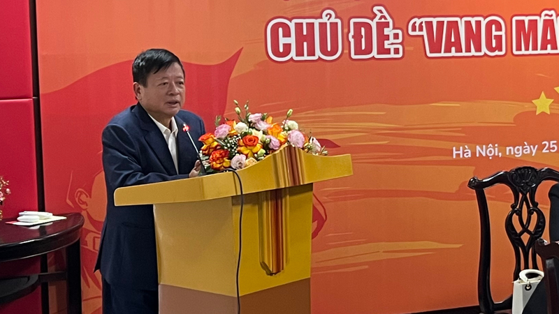 Ông Phạm Đức Long.png