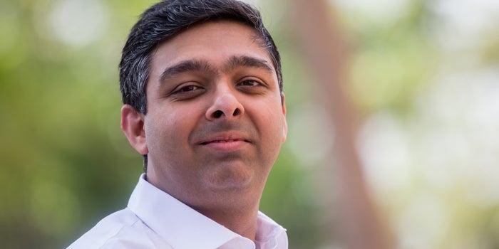 Ông Dhruv Chopra, đồng sáng lập dịch vụ số hóa xe buýt Chalo. Ảnh: Entrepreneur