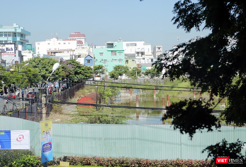 Dự án Khu phức hợp Trung tâm thương mại, căn hộ cao cấp và khách sạn 5 sao Danang Center của Công ty CP Địa ốc Vũ Châu Long treo suốt chục năm nay