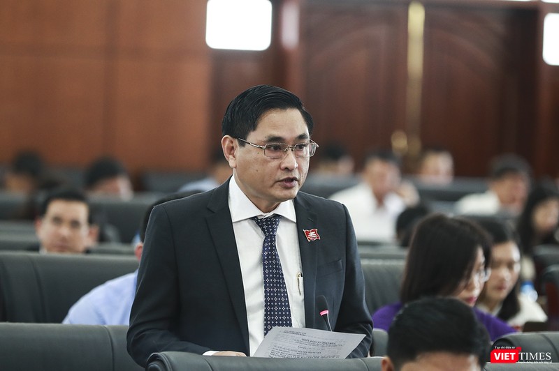 Đại biểu Nguyễn Thành Tiến -Trưởng ban Đô thị HĐND Đà Nẵng. Đại biểu Nguyễn Thành Tiến -Trưởng ban Đô thị HĐND Đà Nẵng.