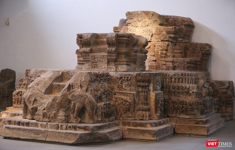 Cụm Đài thờ Đồng Dương thứ 2