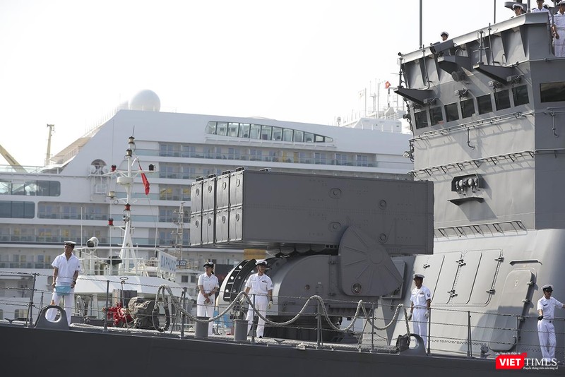 Hệ thống ống phóng tên lửa