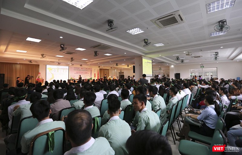 Sáng 21/3, tại Đại học Đông Á (Đà Nẵng), chương trình Lễ hội giao lưu văn hóa Việt – Nhật và Ngày hội việc làm Nhật Bản 2019 đã diễn ra với rất nhiều hoạt động thiết thực và bổ ích dành cho sinh viên, học sinh. 