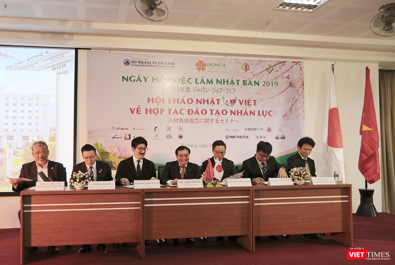 ĐH Đông Á ký kết hợp tác đào tạo việc làm giữa Đại học Đông Á với các đối tác Nhật Bản nhằm đưa sinh viên gia nhập thị trường việc làm Nhật Bản