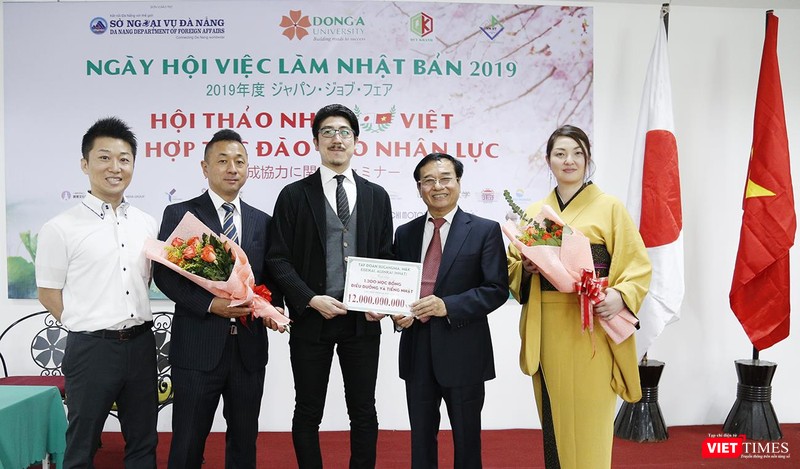 Đã có 12 tỷ đồng học bổng được các Tập đoàn đến từ Nhật Bản trao cho sinh viên