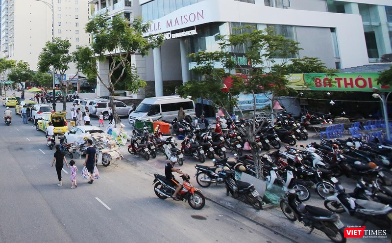 Một loạt các nhà hàng hải sản ven biển du lịch Đà Nẵng có tên tuổi được xây dựng không có giấy phép Một loạt các nhà hàng hải sản ven biển du lịch Đà Nẵng có tên tuổi được xây dựng không có giấy phép