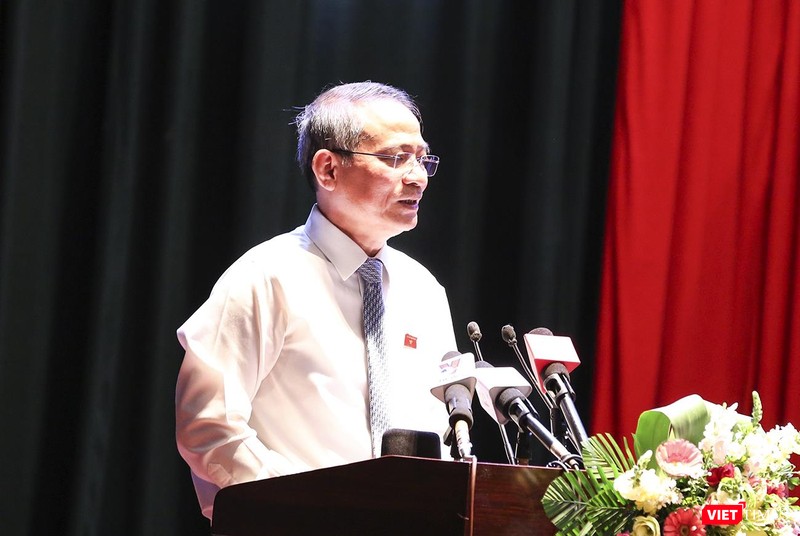 Ông Trương Quang Nghĩa - Bí thư Thành ủy Đà Nẵng, Trưởng Đoàn đại biểu Quốc hội TP Đà Nẵng ghi nhận, tiếp thu ý kiến của cử tri