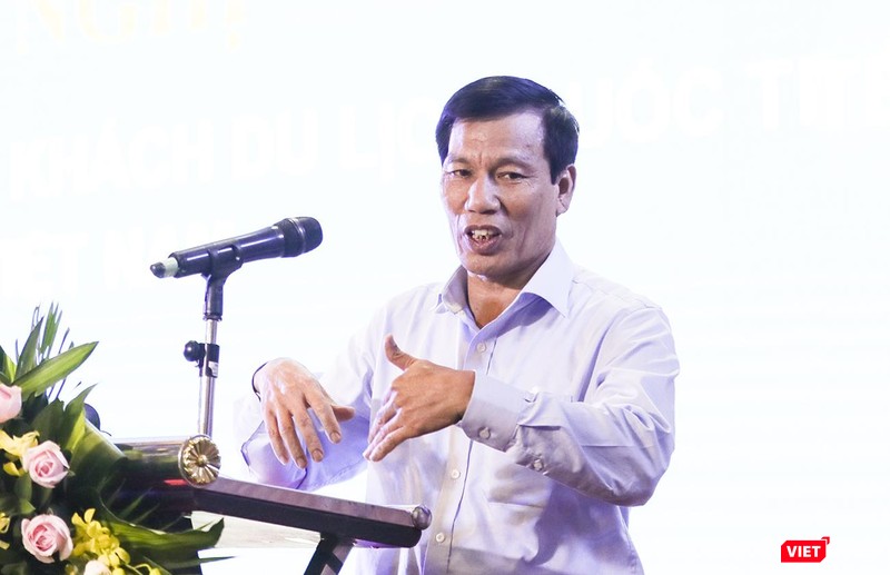 Bộ trưởng Bộ VHTT&DL Nguyễn Ngọc Thiện phát biểu tại hội nghị