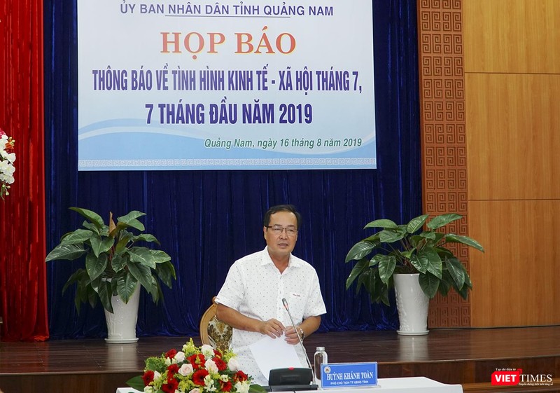 Ông Huỳnh Khánh Toàn, Phó Chủ tịch thường trực UBND tỉnh Quảng Nam chủ trì họp báo và công bố kết luận thanh tra vụ việc liên quan đến 2 lô đất A51-A52 Ông Huỳnh Khánh Toàn, Phó Chủ tịch thường trực UBND tỉnh Quảng Nam chủ trì họp báo và công bố kết luận thanh tra vụ việc liên quan đến 2 lô đất A51-A52