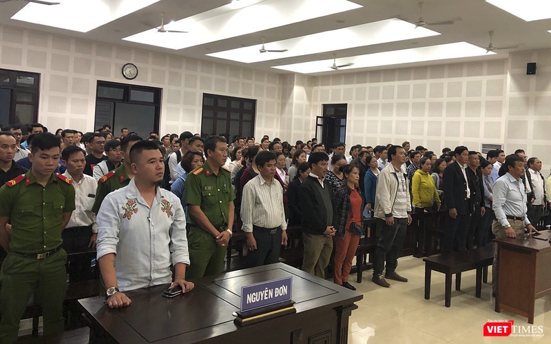 Các bên liên quan nghe HĐXX tuyên án sơ thẩm