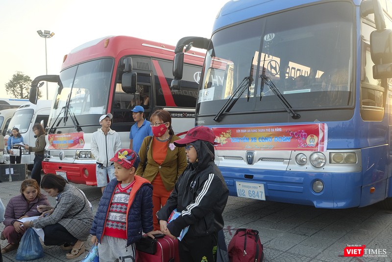 Tết sớm đến với công nhân có hoàn cảnh khó khăn